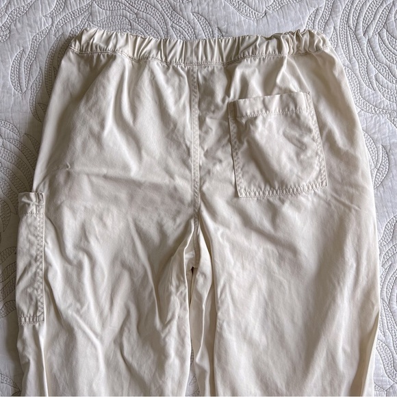 Madewell - Cargo Parachute Pants in (Re)generative Chino - Antique Cream - Picture 12 of 14